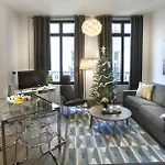 Apartment Sweet Paris