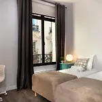 Sweet Apartment *