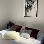 Apartment Sweet *